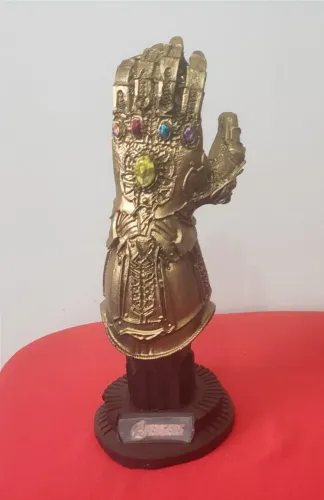 Manopla Do Infinito Em Resina - Decoração Geek