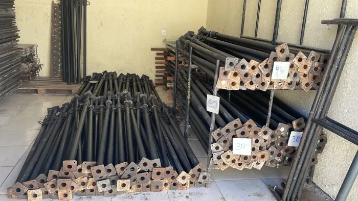 Venda e Locação: Andaimes, Escoras e Máquinas para Construção - Leia até o fim
