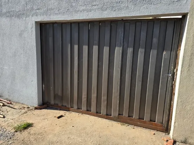2 Portões de correr (usado) - tamanho 3m x 2,10m