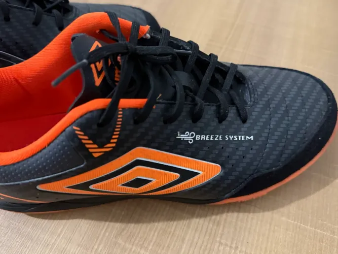 Chuteira Society Umbro Neo Comfort Masculina Confortável