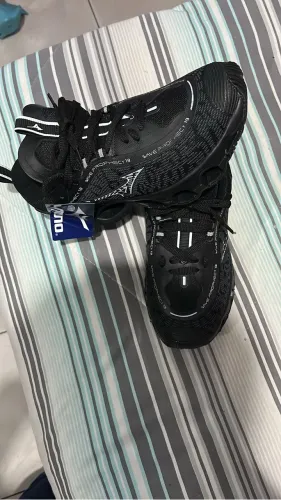 Tênis MIZUNO 1ª linha