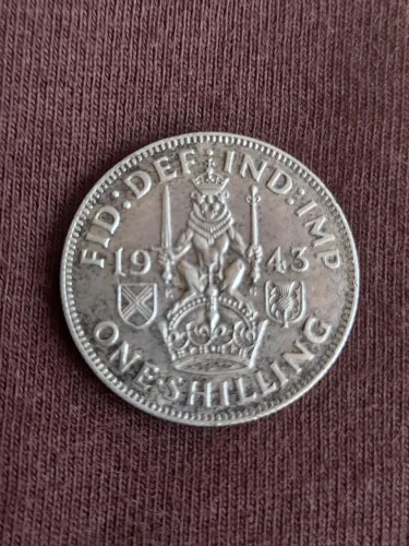 Moeda antiga ( Britânica 1943 ) prata.