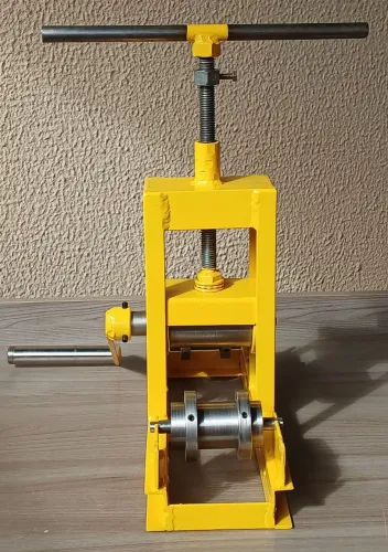 VENDO CALANDRA MANUAL PARA METALON QUADRADO
