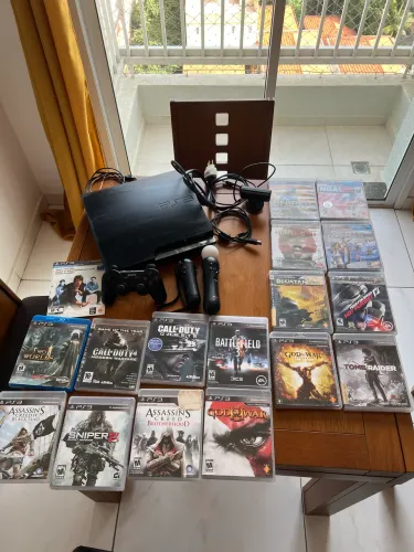 PlayStation 3 + move + jogos