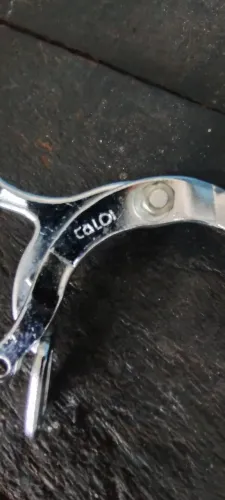 FREIO FERRADURA CALOI CROMADO ORIGINAL