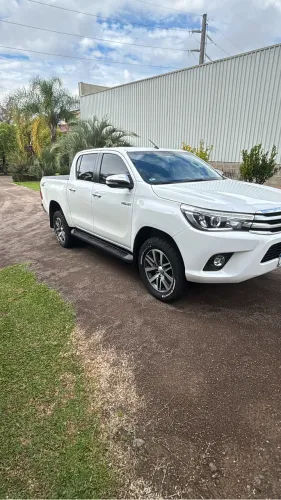 Toyota Hilux CD SRX 4X4 2.8 TDI 16V Diesel Aut. 2018