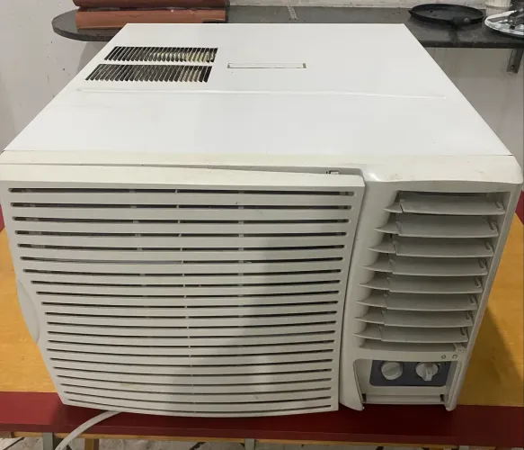AR CONDICIONADO SPRINGER 12000BTUS 