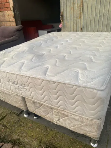 Cama box casal king