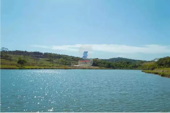 Lote em Condomínio Fechado - Estância do Lago