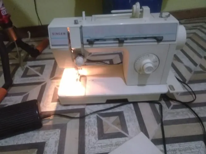 Maquina de costura