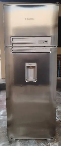 Geladeira. Eletrolux inox. Degelo seco. 460L. 110v
