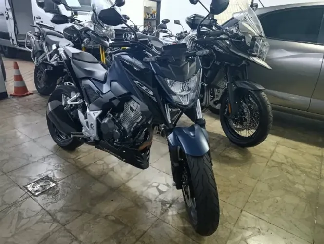 Honda CB 300f Twister Flex 2025