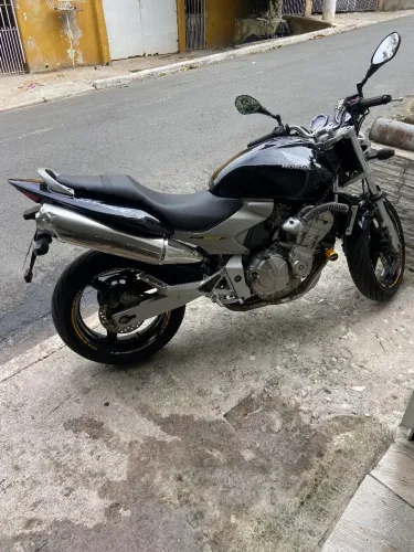 Hornet 600