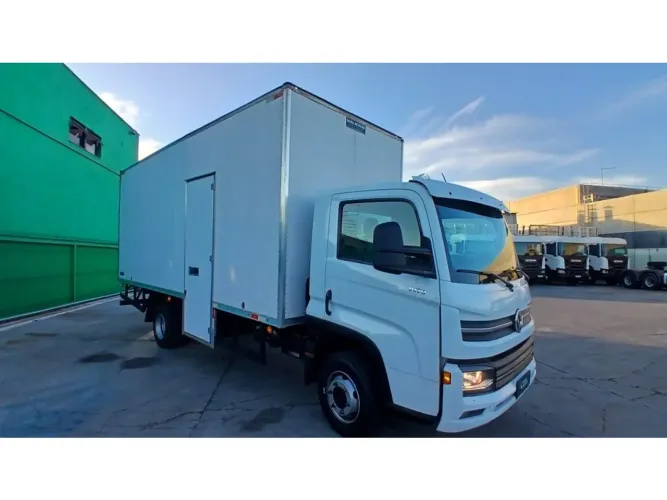 Volkswagen 9.170 2023