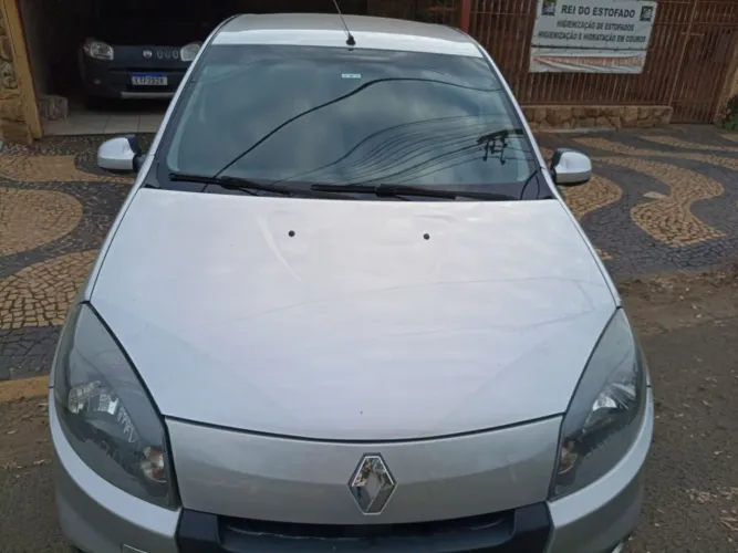Renault Sandero Expression Hi-flex 1.6 8V 5P 2014