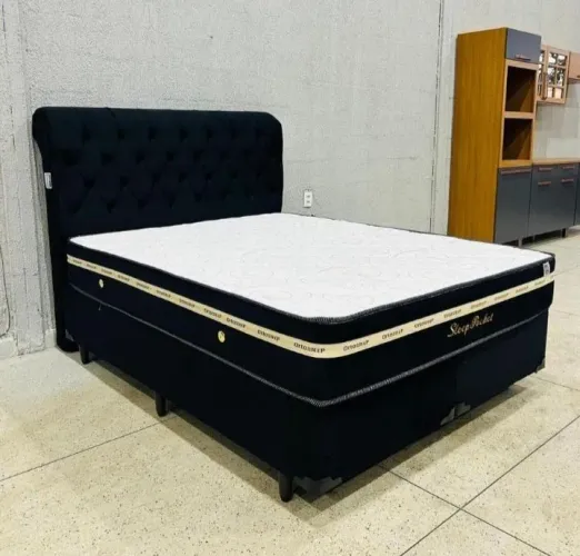 Cama Queen cor preta + cabeceira