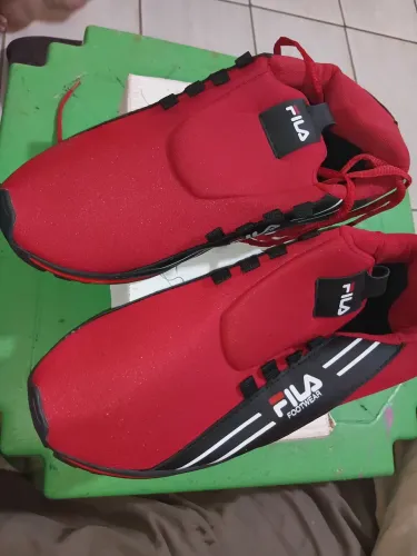 Tenis