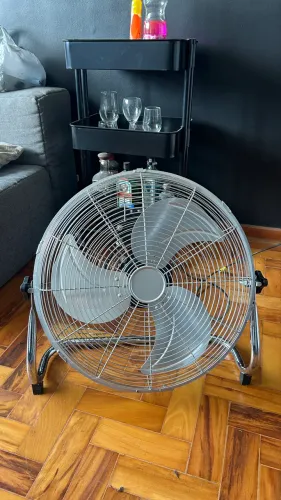 Ventilador Ventisol Cromado - 3 velocidades 