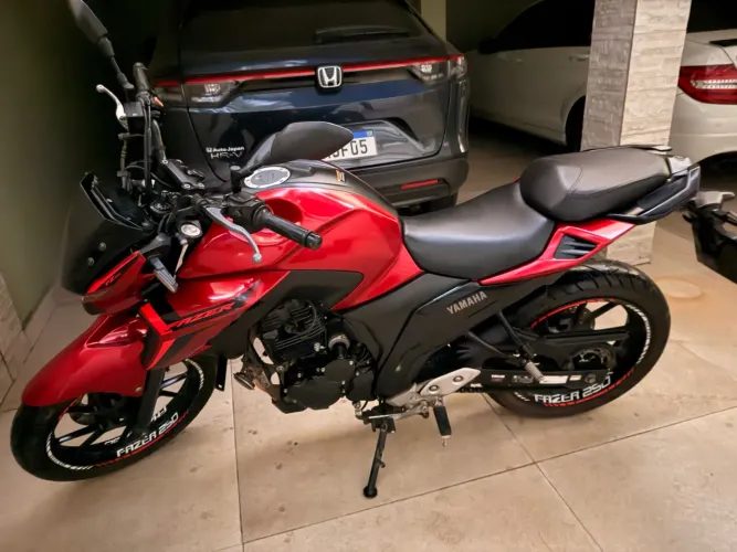 Fazer 250 2025