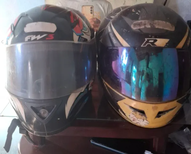 02 CAPACETES POR 200 REAIS