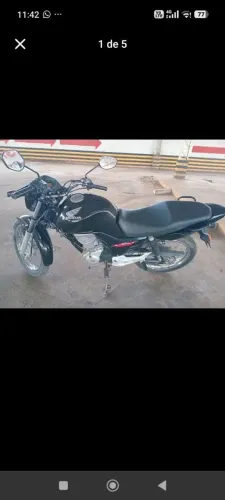 Vendo essa linda moto  Staer 160 está atrasada pra sair da pernada ou por interior tenho d