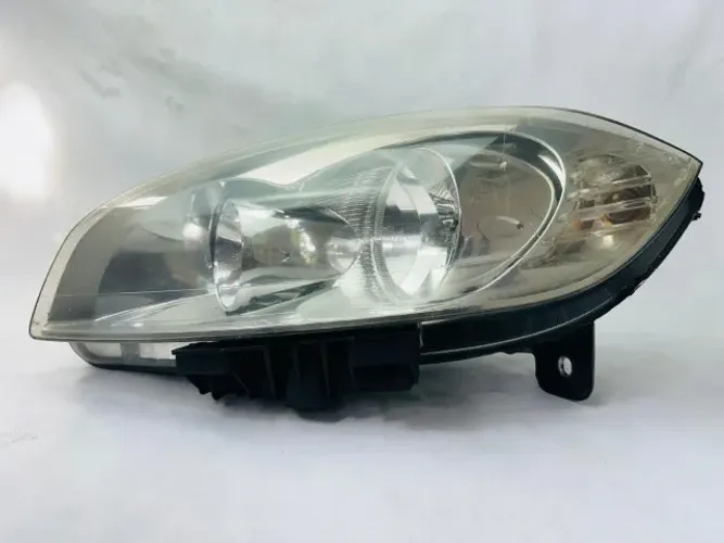 Farol Esquerdo Fiat Linea Original     2009 a 2016 