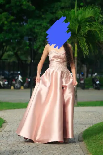 Vestido de cetim
