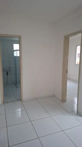 Alugo apartamento condomínio Belo jardim valor R$ 750,00