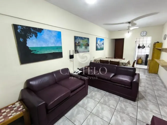Apartamento no 1º Andar | Vista Lateral para o Mar | Próximo a Todo o Comércio