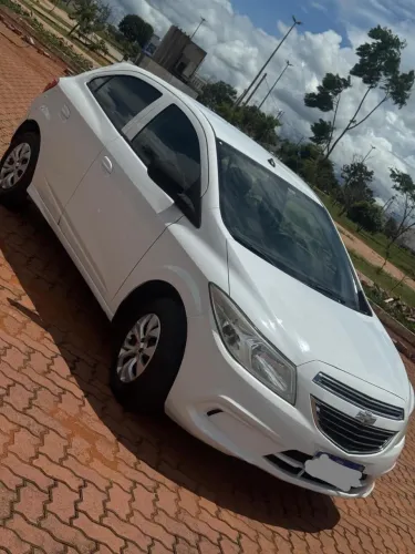 Chevrolet Onix JOY Hatch 1.0 8V Flex Mec. 4P 2018