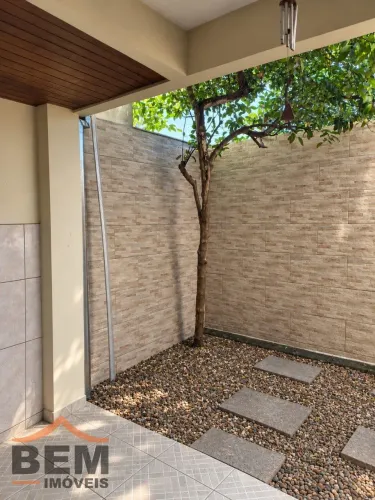 Sobrado para venda no bairro São Judas, em Itajaí, com 127m² e 3 quartos .