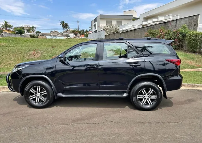 Toyota Hilux SW4 SRV 4X2 2.7 Flex 16V Aut. 2018