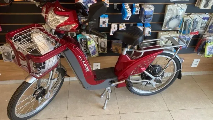 Vendo bicicleta elétrica zero km ou negócio
