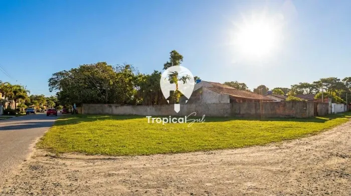 Terreno de esquina à venda - Balneário Pontal do Sul, PONTAL DO PARANA - PR