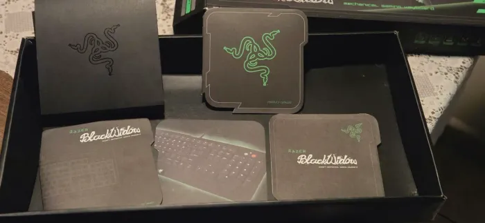 kit Razer teclado e fone