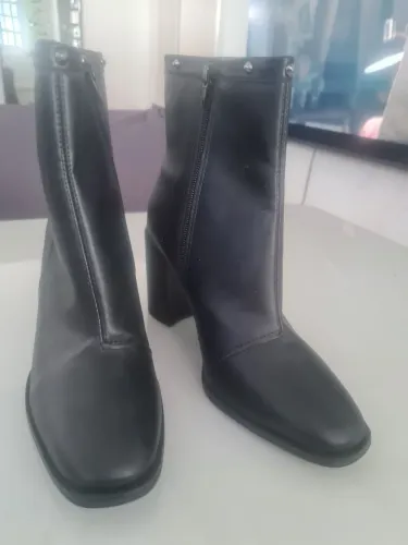 Bota cano médio