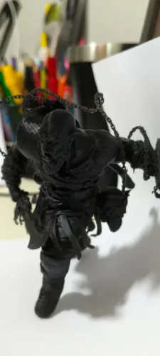 Estátua Kratos em Resina 16cm de Altura