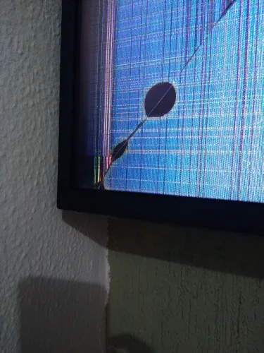 Tv 65 LG tela quebrada.