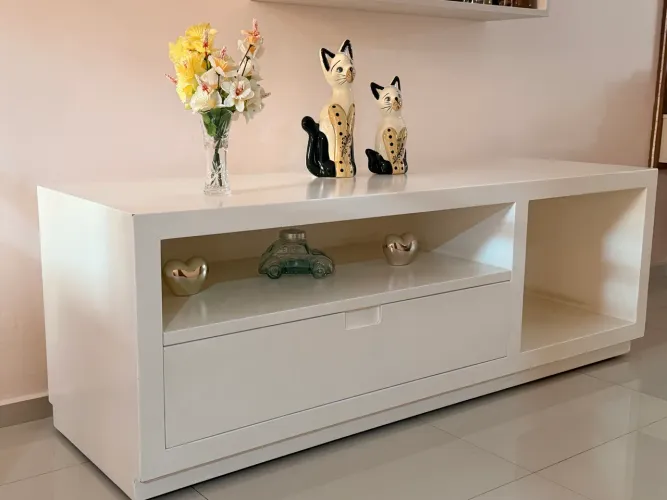 Aparador 100% MDF Em Laca Branca.
