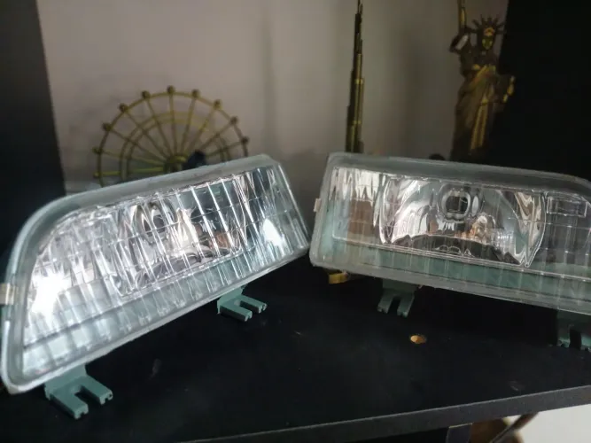 Farol auxiliar de milha neblina