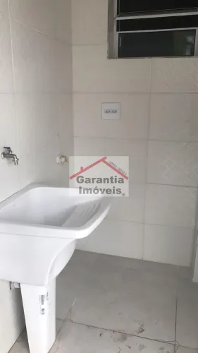 Casa para Locação em Pestana, Osasco | 1 Dormitório