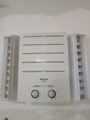Ar condicionado de janela
