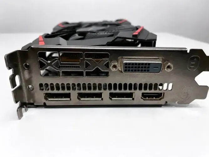RX 470 4GB Gigabyte XFX/Placa de Video