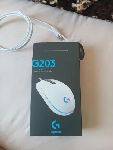 Mouse Logitech G203 mouse lightsynic para jogos e outras atividades, Novo, na caixa