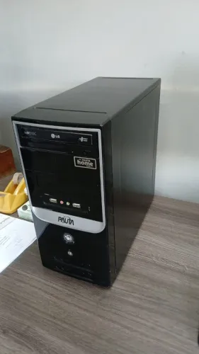 Computador usado com placa de vídeo para tarefas básicas - Gabinete compacto