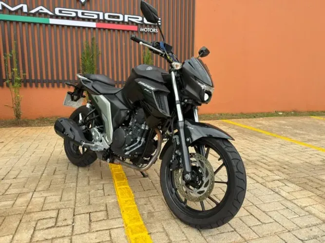 YAMAHA FZ25 FAZER 250