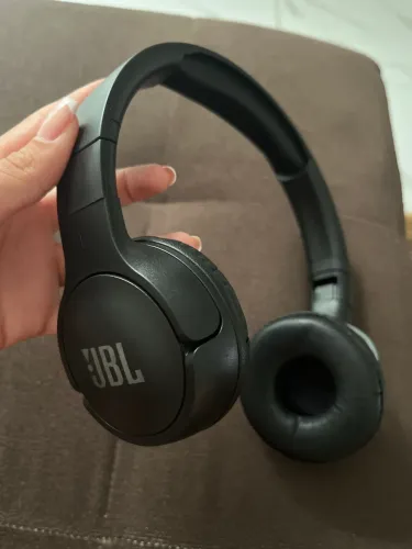     Fone JBL seminovo (menos de 1 mês de uso)