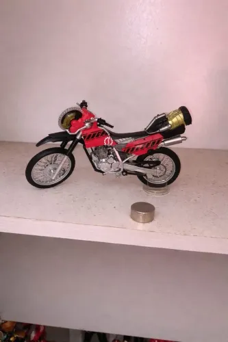 Moto SH Figuarts do Kamen Rider Build (Machine Builder)