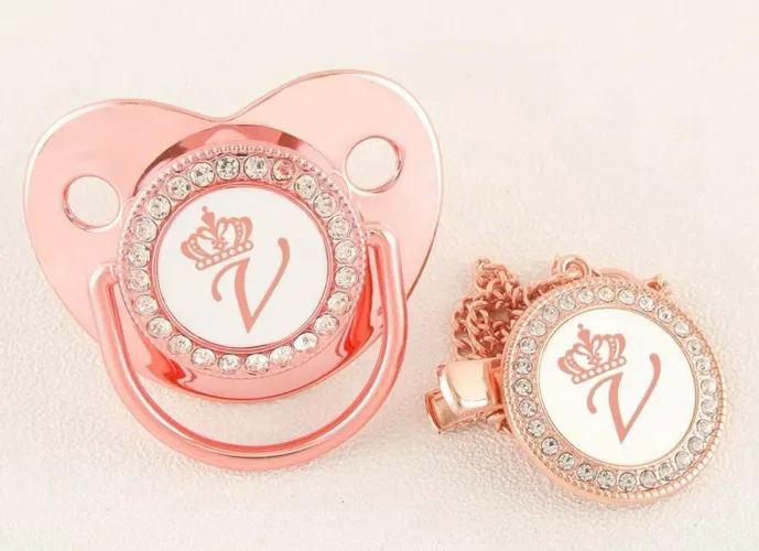 Conjunto de Chupeta e Prendedor de Luxo