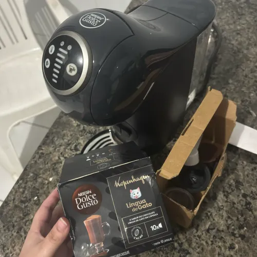 Cafeteira Dolce Gusto Plus